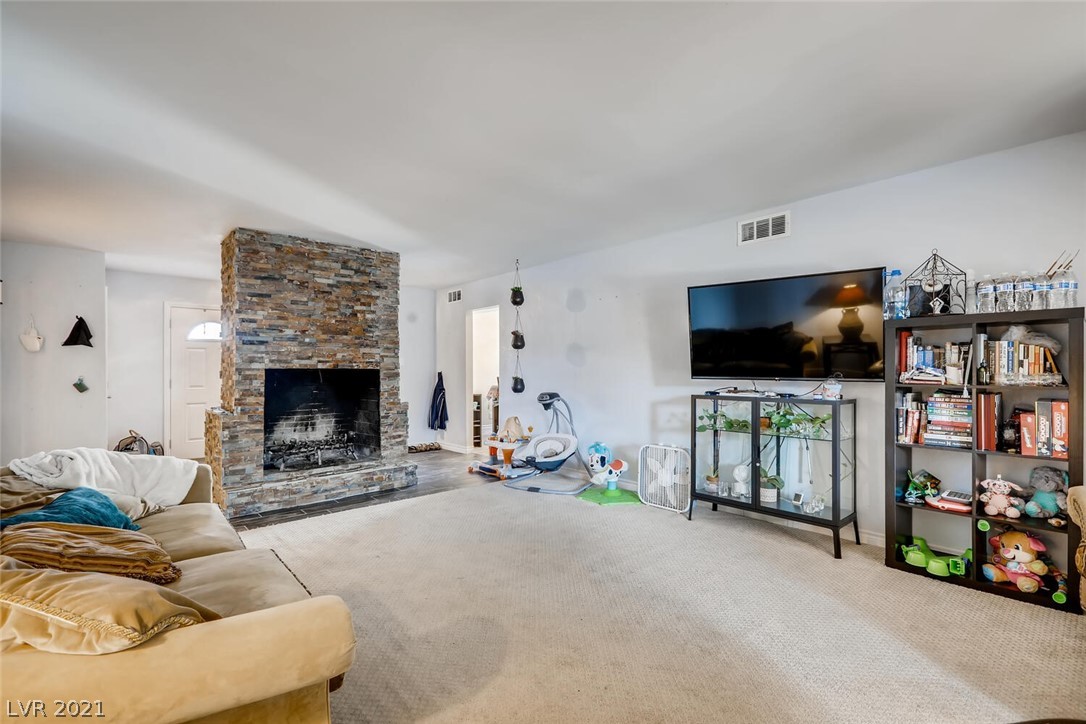 605 East Fairway Road Henderson, NV 89015 - Photo 8 of 50 Gallery Image 8