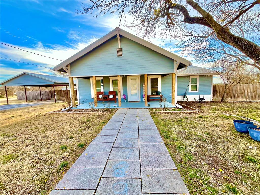 522 East Standifer Street Hamilton, TX 76531 - Photo 2 of 39