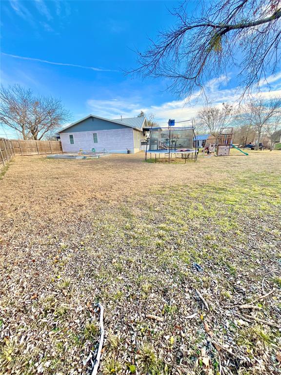 522 East Standifer Street Hamilton, TX 76531 - Photo 36 of 39