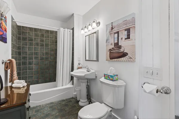 $1,295,000 | 15 Pine Street, Portland, ME 04102