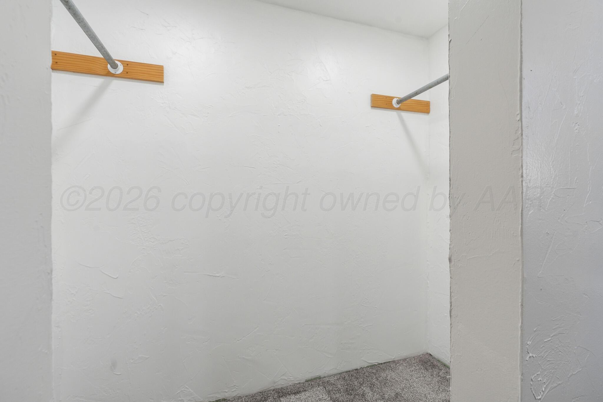 700 West Cleveland Street Dimmitt, TX 79027 - Photo 23 of 40 a view of a bathroom