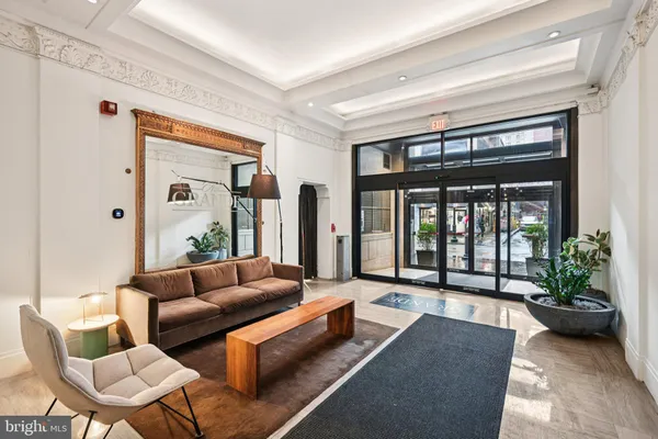 $259,900 | 111 South 15th Street, Unit 2008, Philadelphia, PA 19102