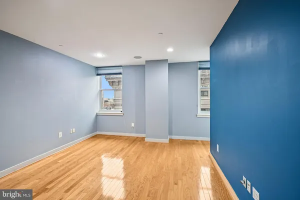 $259,900 | 111 South 15th Street, Unit 2008, Philadelphia, PA 19102