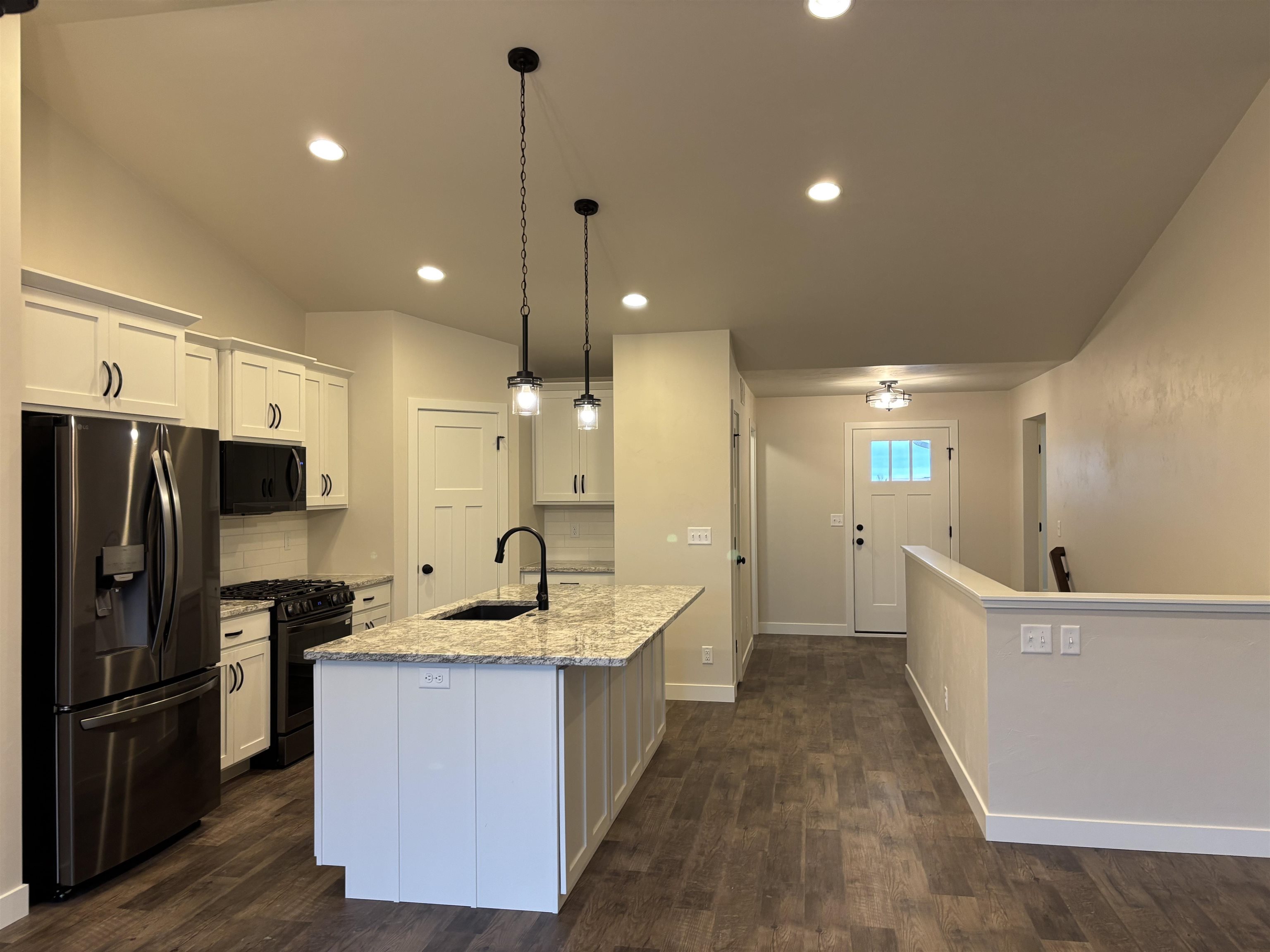 N3987 Wettering Way Kaukauna, WI 54130 - Photo 11 of 27