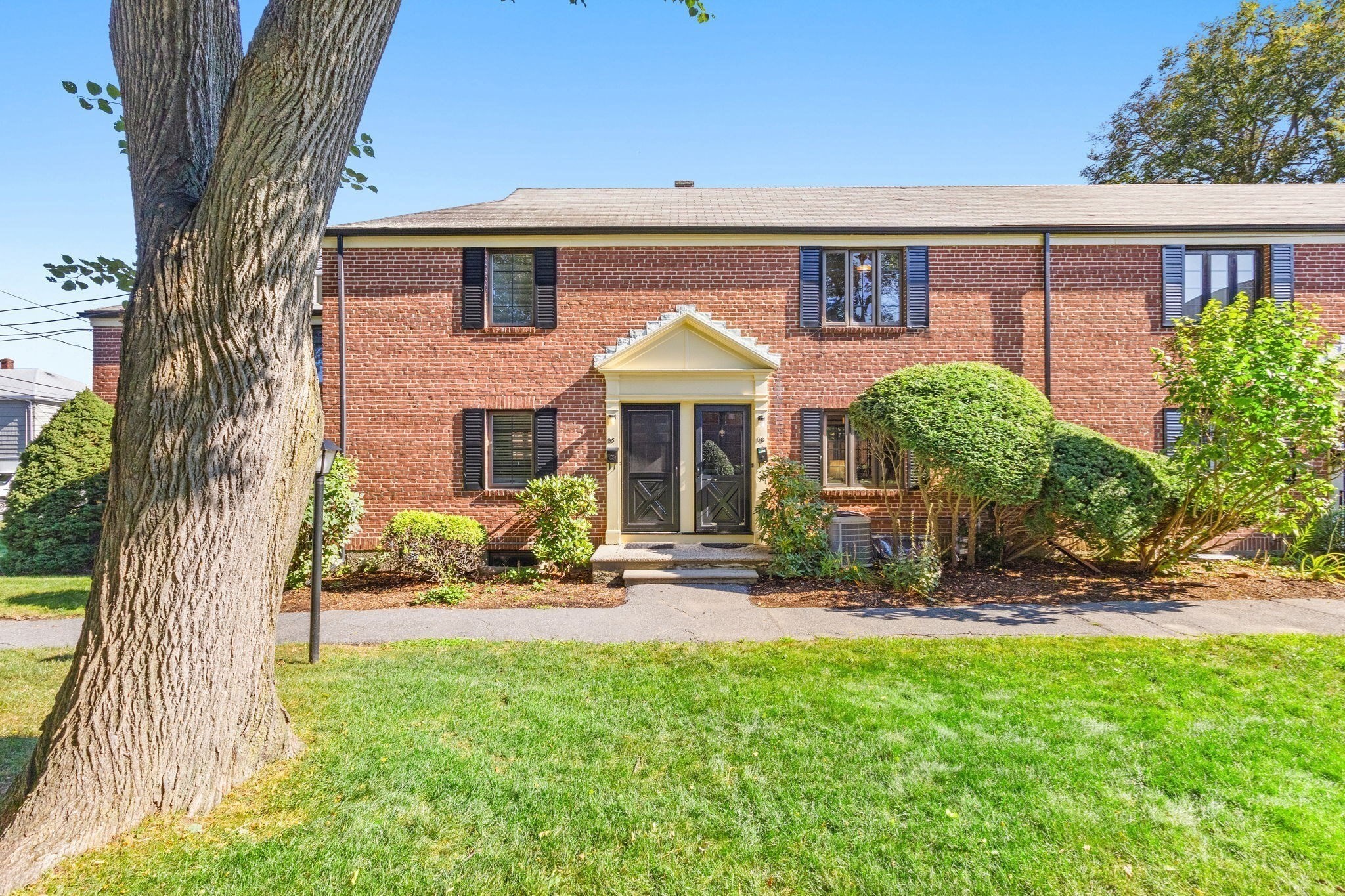 98 Duff Street, Unit 98 Watertown, MA 02472 - Photo 3 of 37 Gallery Image 3