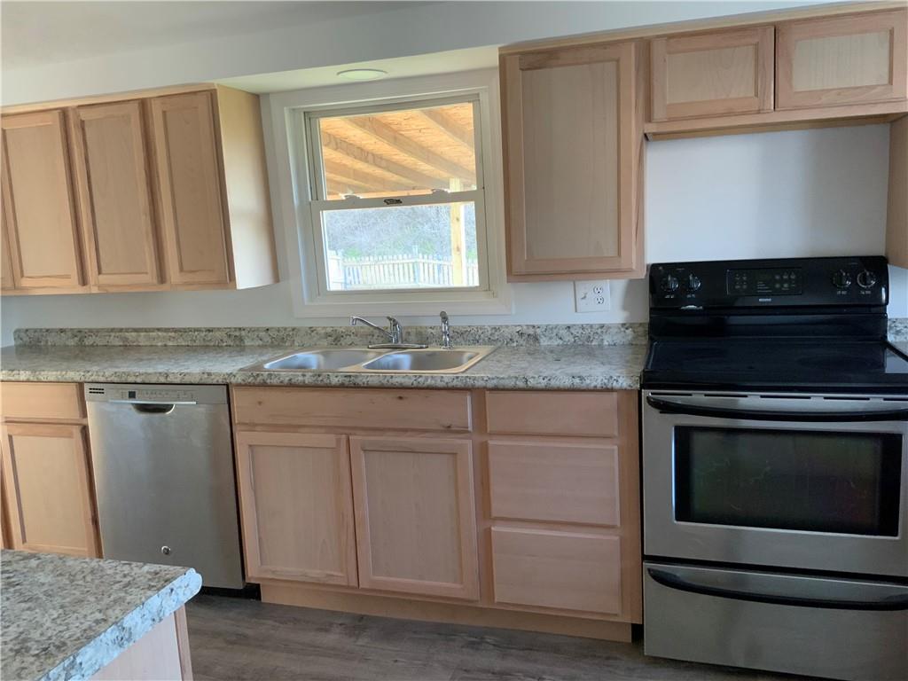 37 North Liberty Road West Alexander, PA 15376 - Photo 2 of 12