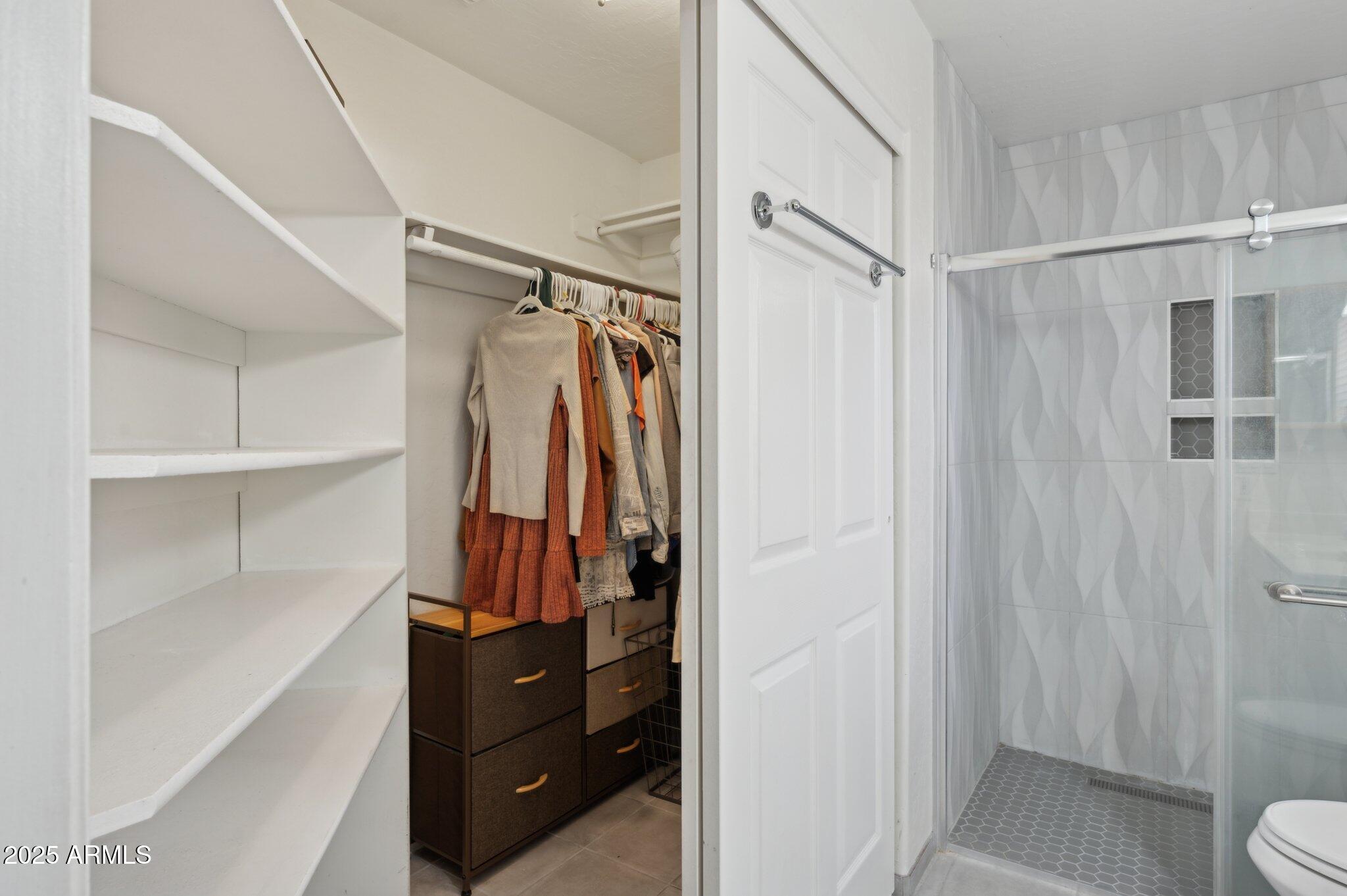 3202 East Decatur Street Mesa, AZ 85213 - Photo 15 of 51 Master Bath w/Walk-in Closet