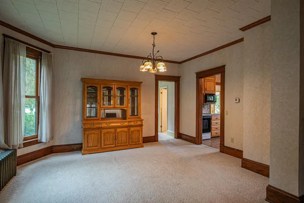 $229,000 | 301 East Depue Avenue, Olivia, MN 56277