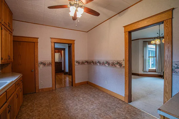 $229,000 | 301 East Depue Avenue, Olivia, MN 56277