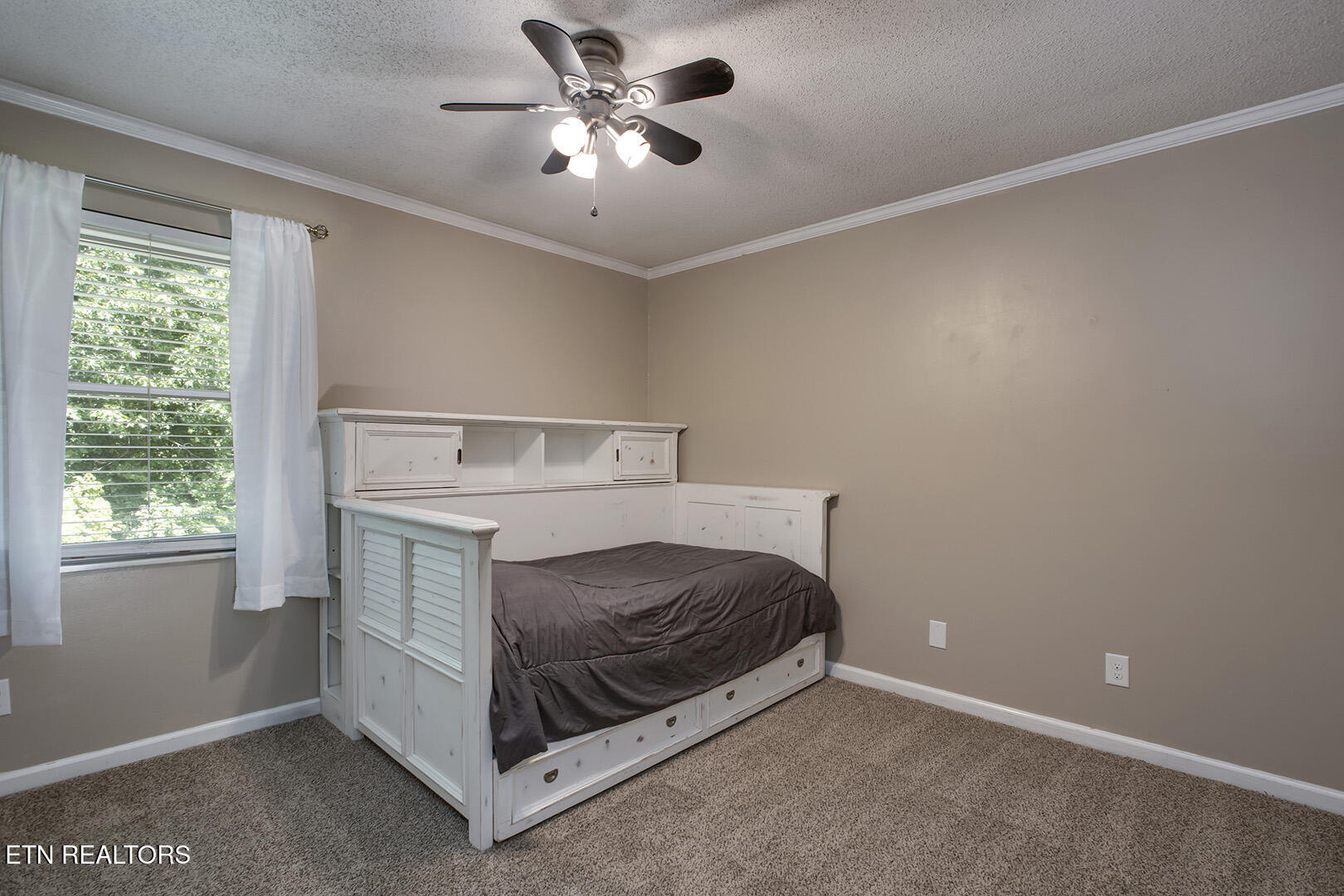 145 Van Stowe Road Harriman, TN 37748 - Photo 31 of 60 31_VanStoweRoad_145_Bedroom3_01