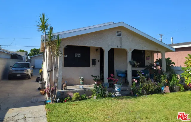 $425,000 | 810 East 104th Street, Los Angeles, CA 90002
