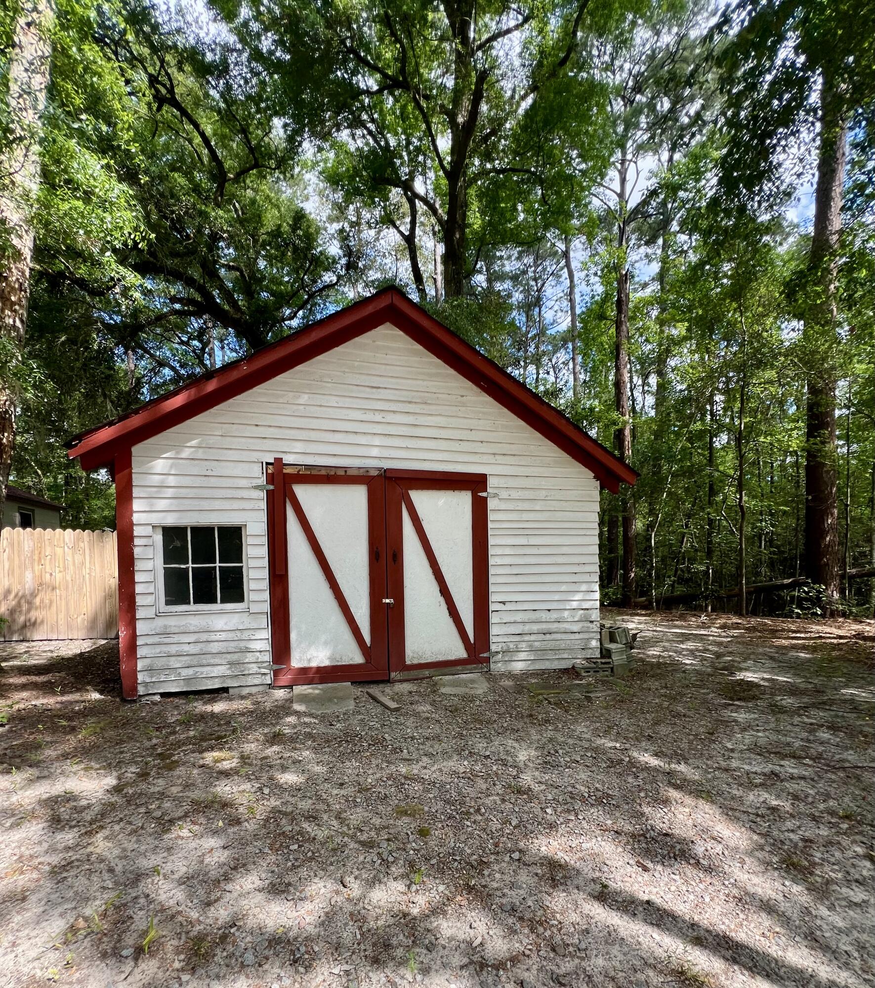 200 Lands End Road Walterboro, SC 29488 - Photo 18 of 58 IMG_1799