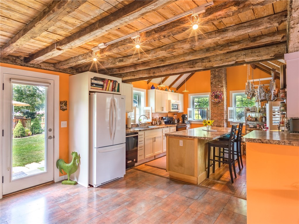 4029 Old Post Road Charlestown, RI 02813 - Photo 25 of 39