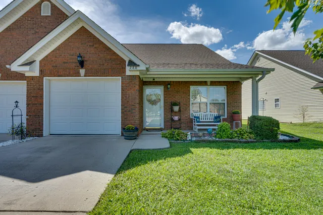 $269,900 | 288 Briarstone Drive, Rossville, GA 30741