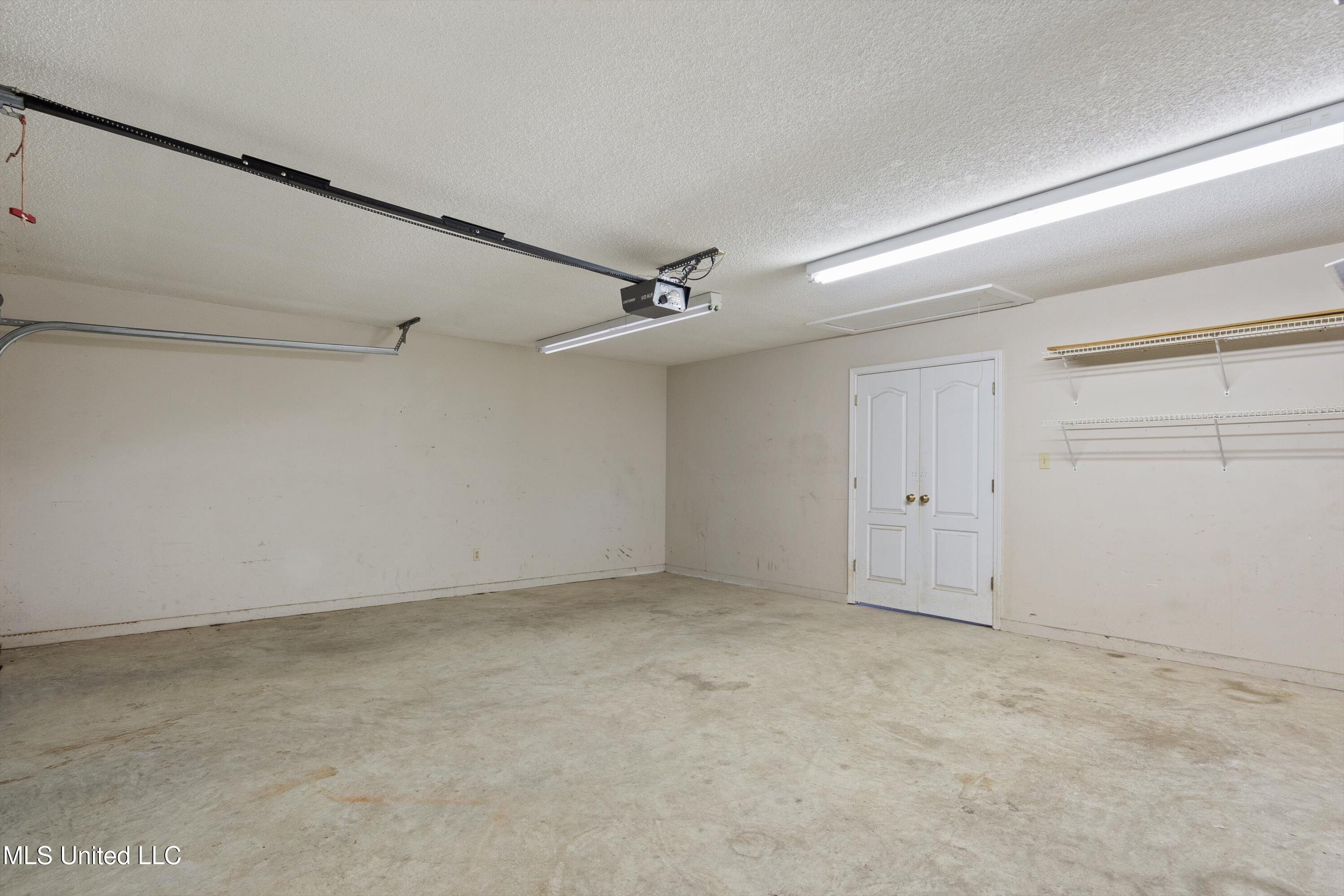 6375 Darren Drive Olive Branch, MS 38654 - Photo 45 of 46 10-DSC3093