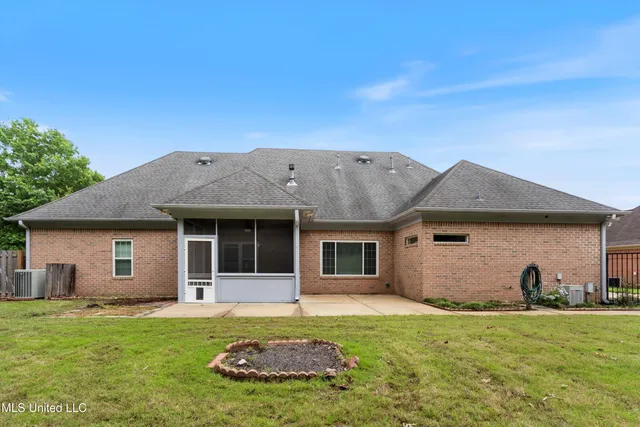 $415,000 | 6375 Darren Drive, Olive Branch, MS 38654