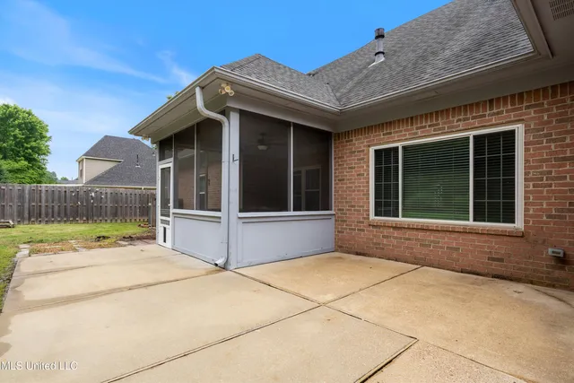 $415,000 | 6375 Darren Drive, Olive Branch, MS 38654