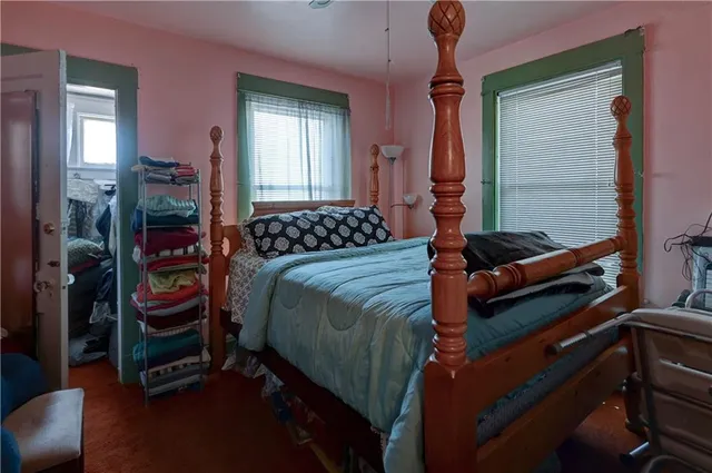 $239,000 | 2110 Benton Boulevard, Kansas City, MO 64127