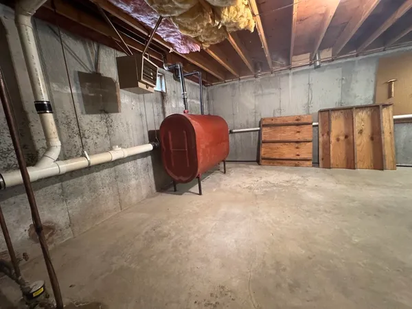 $300,000 | 43 Base Hill Road, Keene, NH 03431