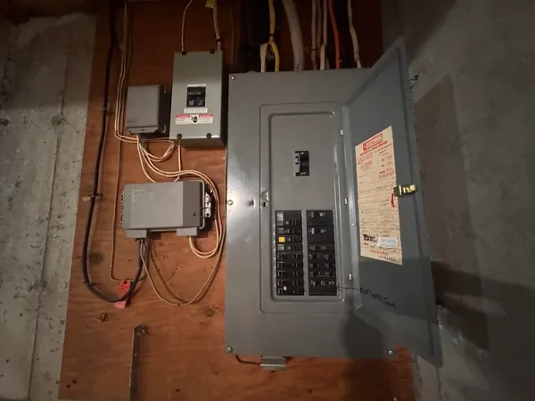 $300,000 | 43 Base Hill Road, Keene, NH 03431