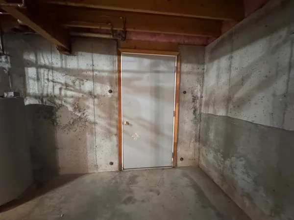 $300,000 | 43 Base Hill Road, Keene, NH 03431