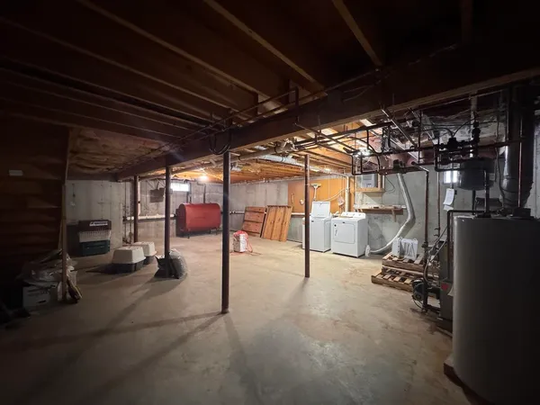 $300,000 | 43 Base Hill Road, Keene, NH 03431