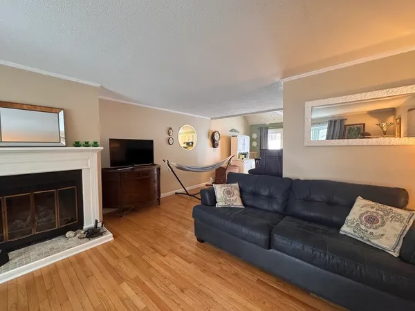 $300,000 | 43 Base Hill Road, Keene, NH 03431