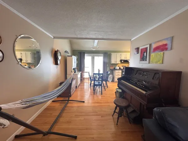 $300,000 | 43 Base Hill Road, Keene, NH 03431