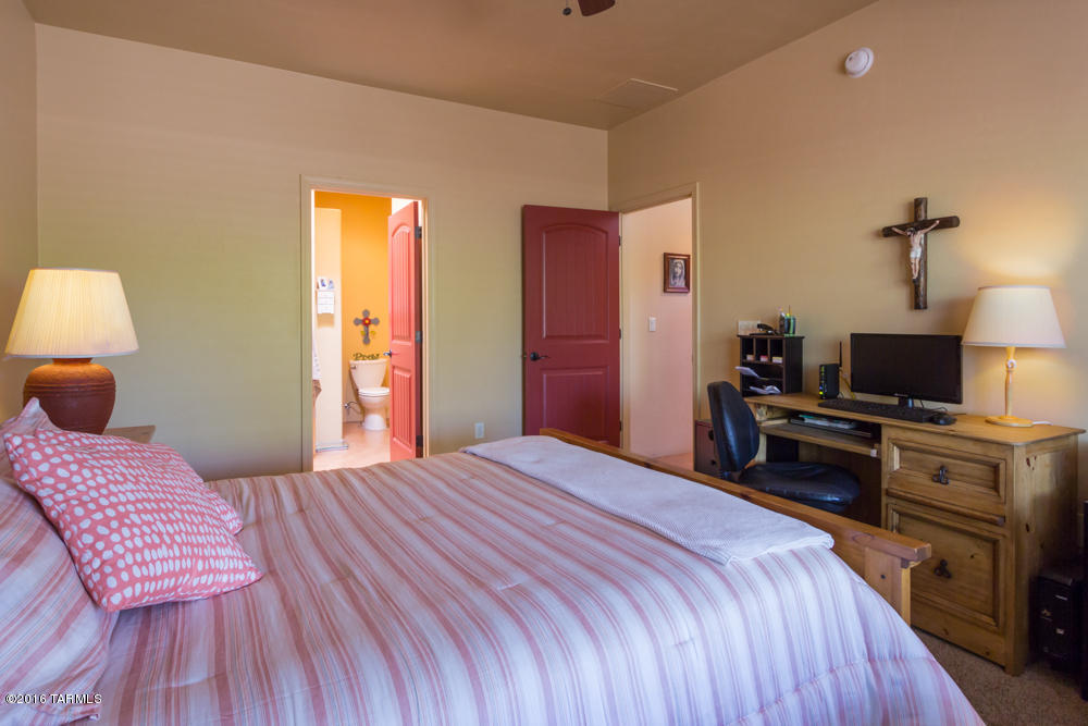 1741 North Lone Ridge Place Tucson, AZ 85745 - Photo 13 of 25