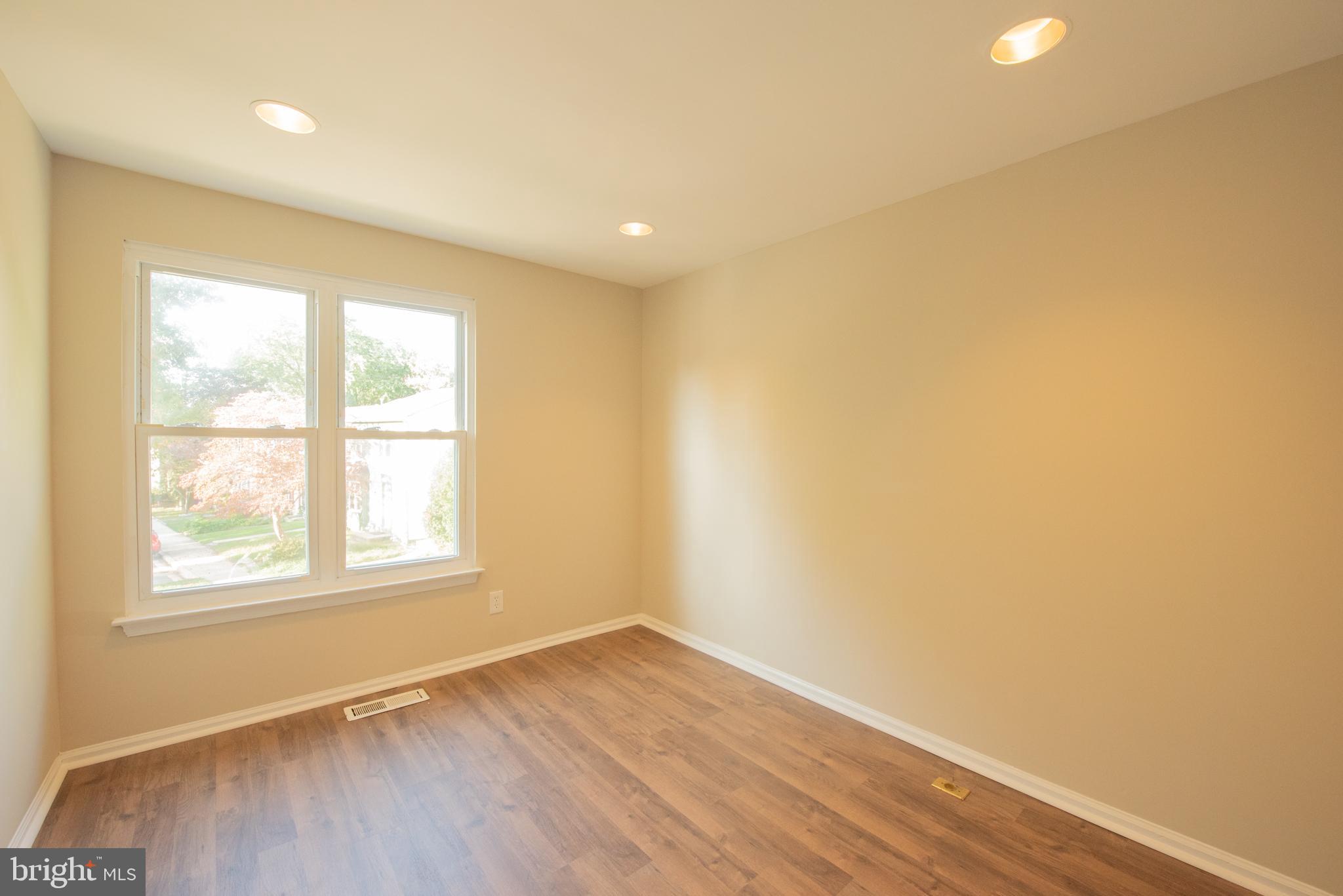 13004 Country Ridge Drive Germantown, MD 20874 - Photo 16 of 25 3rd bed