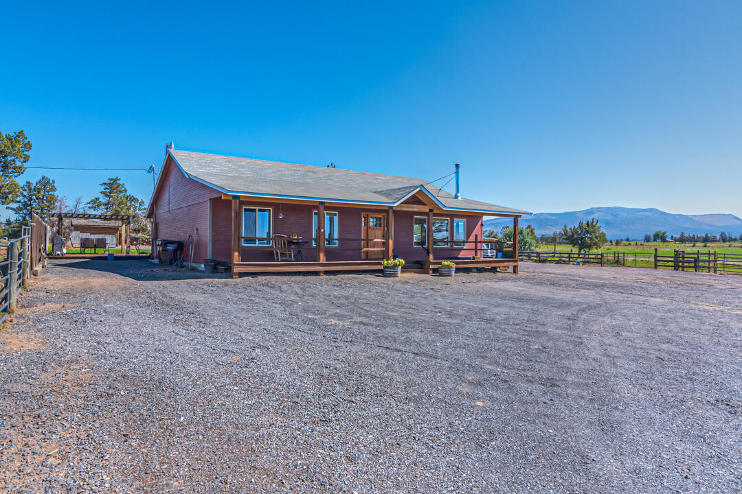 4804 Southwest Briar Road Powell Butte, OR 97753 - Photo 50 of 54 Briar Ln SW 4804 (7 of 55)