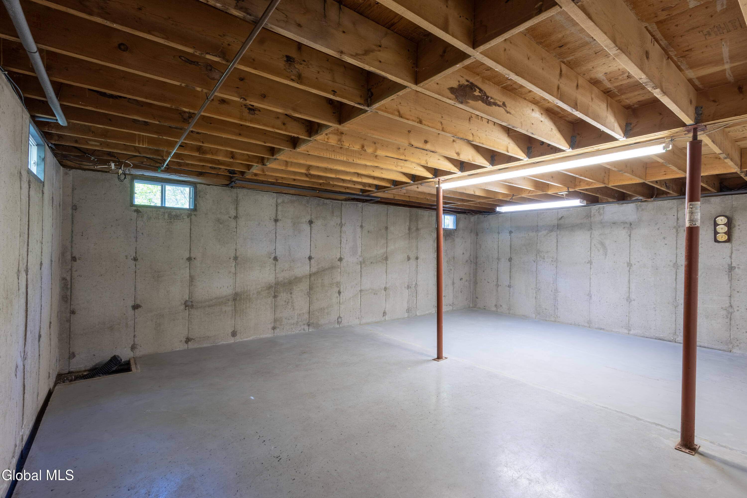 99 A Beach Road Halfmoon, NY 12065 - Photo 43 of 53 43-0D2A9902-HDR