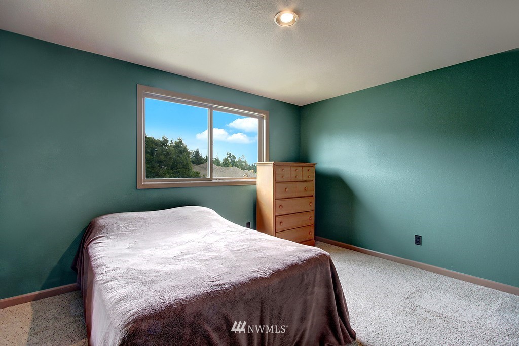 420 Rockefeller Avenue Everett, WA 98201 - Photo 13 of 25 Gallery Image 13