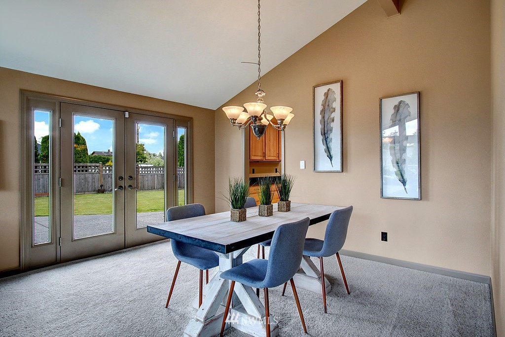 420 Rockefeller Avenue Everett, WA 98201 - Photo 5 of 25 Gallery Image 5