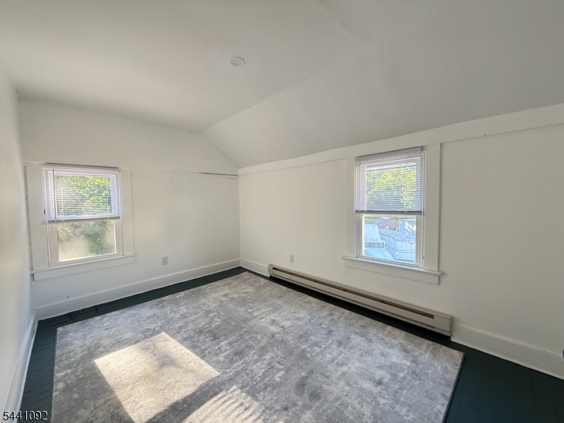 31 Cannonball Road Pompton Lakes, NJ 07442 - Photo 9 of 10