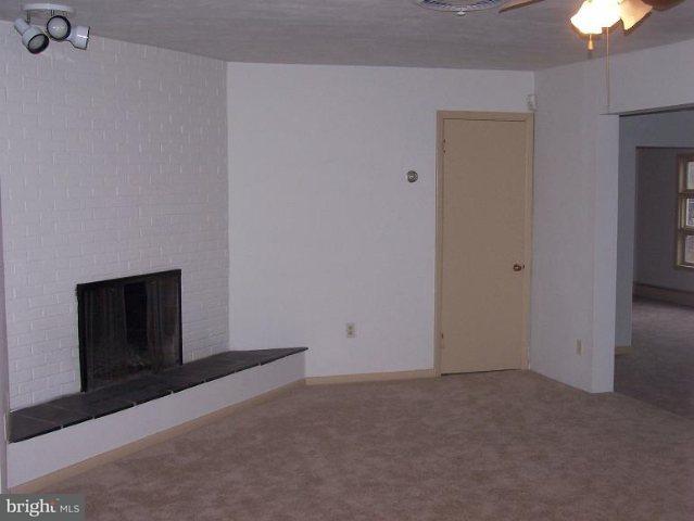 5341 Windsor Road Harrisburg, PA 17112 - Photo 4 of 9 Gallery Image 4