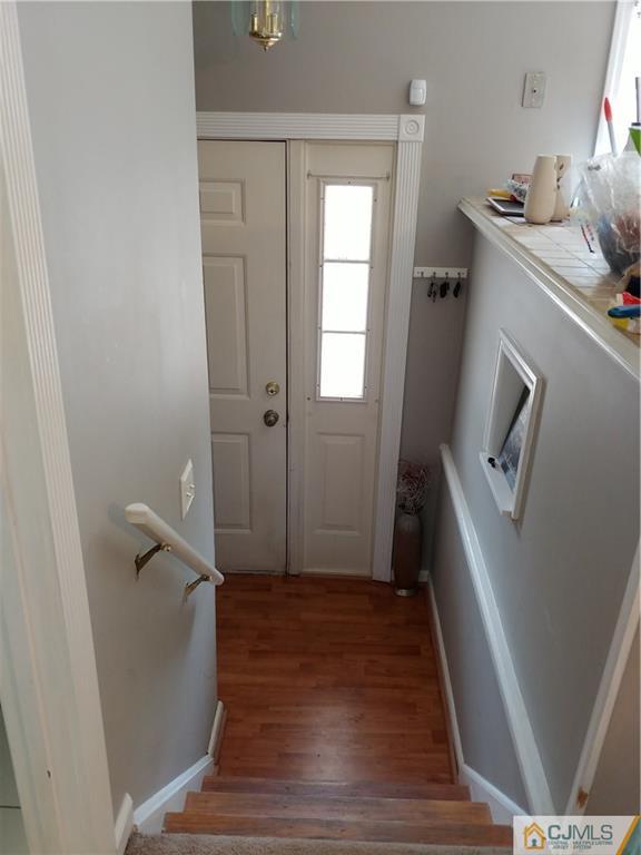 113 Lawrence Street New Brunswick, NJ 08901 - Photo 3 of 17 Gallery Image 3