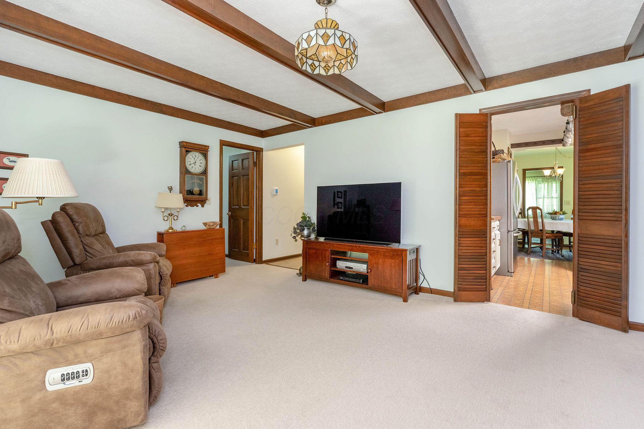 1350 Carriage Road Powell, OH 43065 - Photo 13 of 80 1350CarriageRd-54