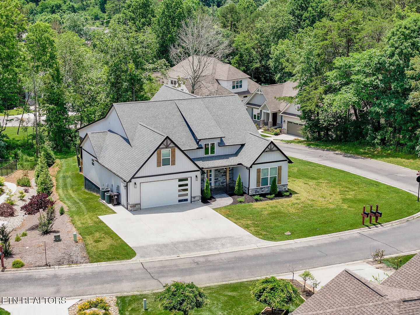 152 Pocola Way Loudon, TN 37774 - Photo 2 of 47 Gallery Image 2