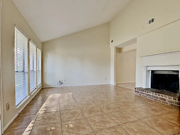 $2,095 | 18007 Autumn Trails Lane, Katy, TX 77449