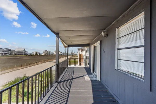 $1,650 | 810 93rd Street, Galveston, TX 77554
