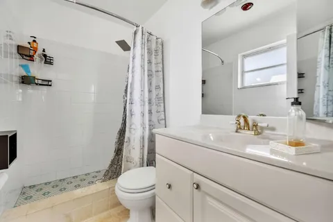 $377,500 | 1705 Northwest 69th Terrace, Margate, FL 33063