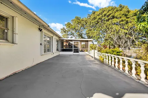 $377,500 | 1705 Northwest 69th Terrace, Margate, FL 33063