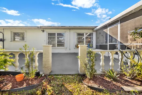 $377,500 | 1705 Northwest 69th Terrace, Margate, FL 33063