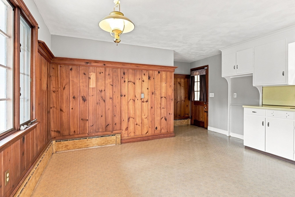 92 Oak Hollow Road Springfield, MA 01128 - Photo 27 of 41 Gallery Image 27