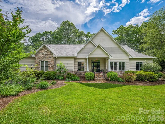 $850,000 | 138 Bridlewood Trail, Mills River, NC 28759