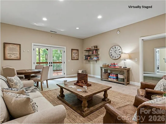 $850,000 | 138 Bridlewood Trail, Mills River, NC 28759