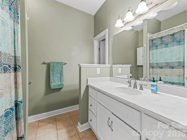 $850,000 | 138 Bridlewood Trail, Mills River, NC 28759