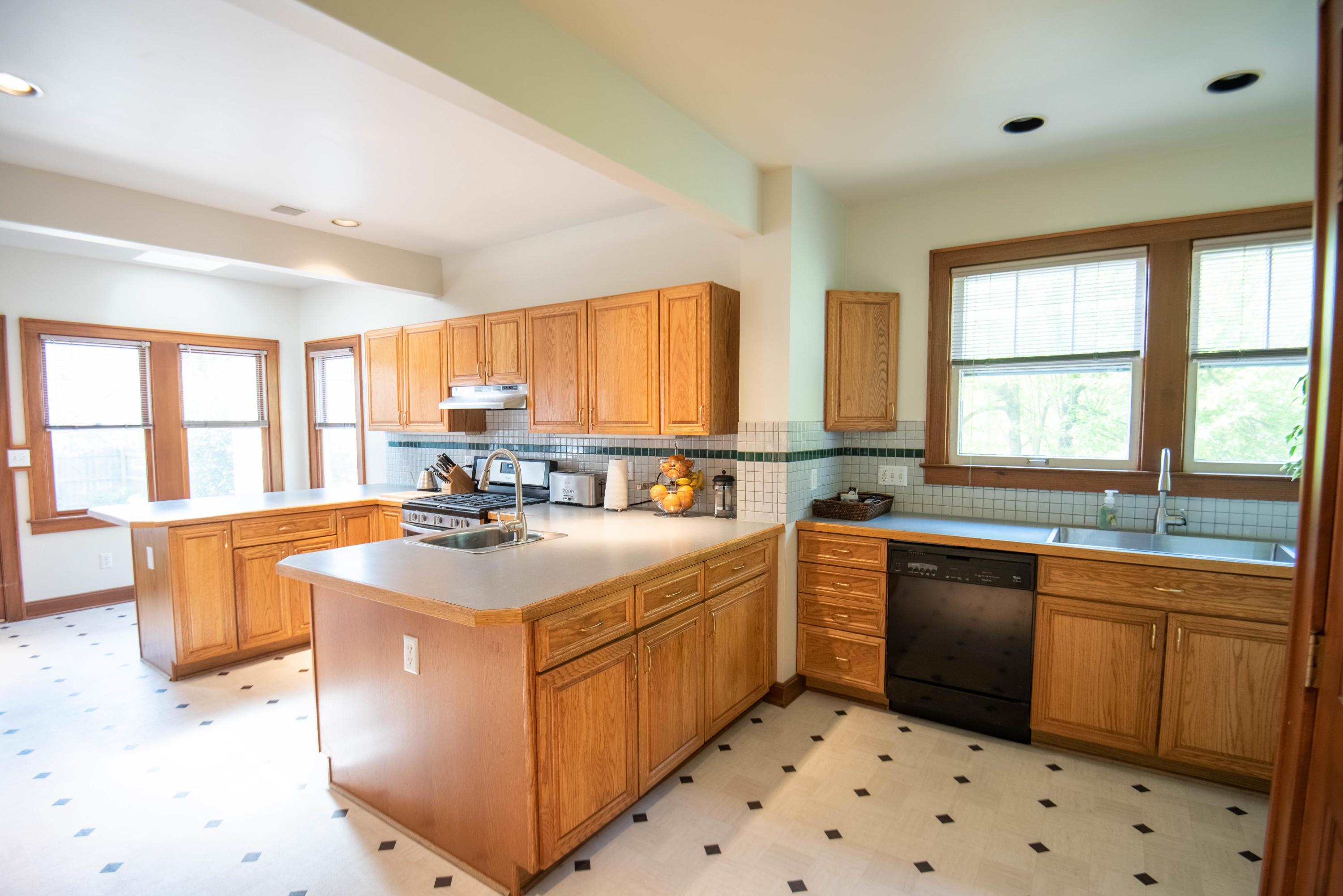762 Vernon Road Columbus, OH 43209 - Photo 30 of 52