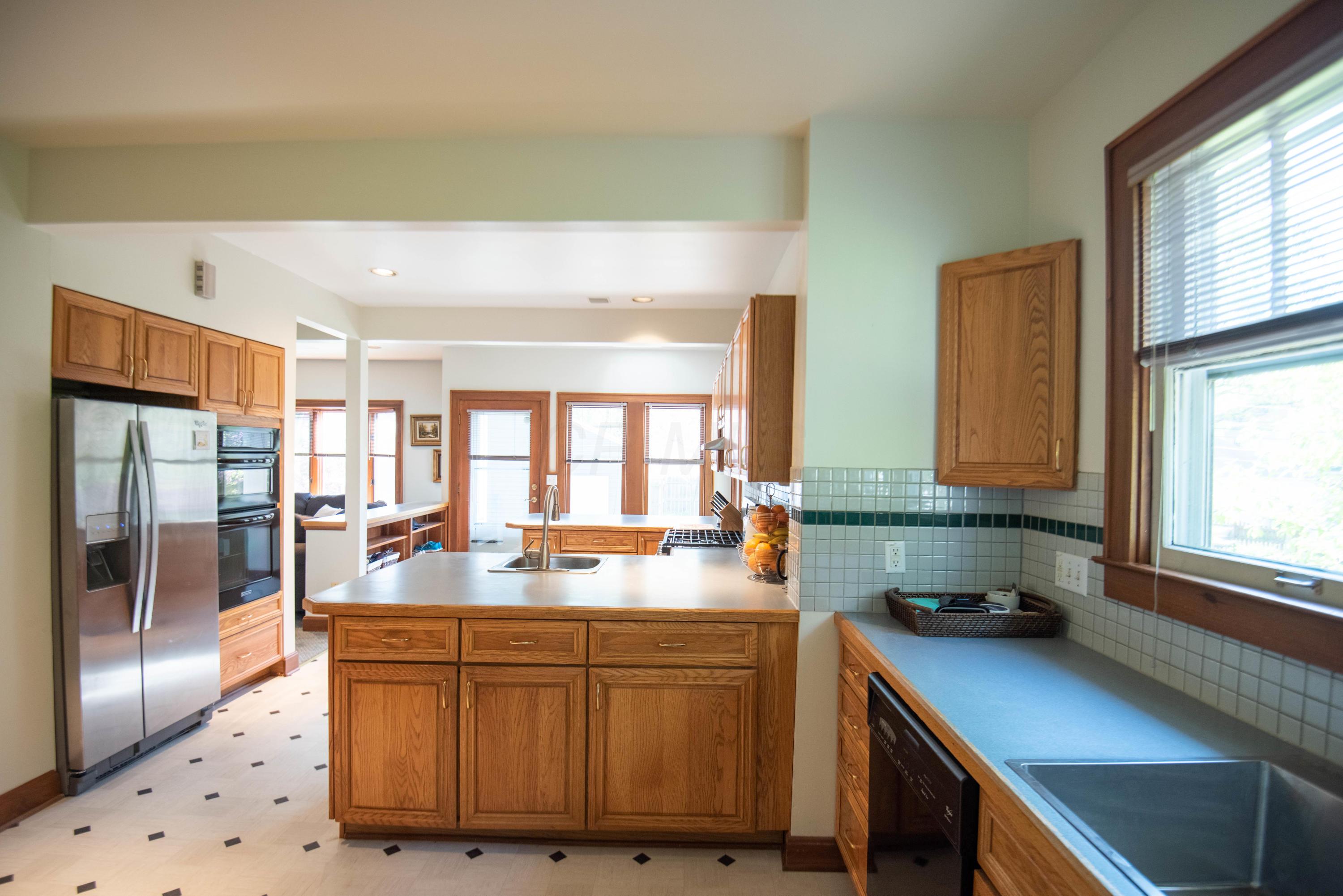762 Vernon Road Columbus, OH 43209 - Photo 32 of 52
